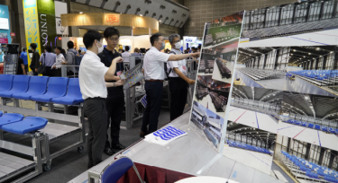 メリット３　製品・サービスを見せながら商談できる 